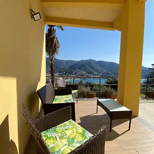 Finestra Sul Golfo Apartment